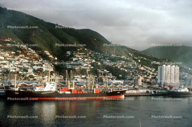 Docks, harbor, hillside, homes, waterfront, Dock, buildings, hills, mountains, city, La Guaira, Maiquetia, Venezuela