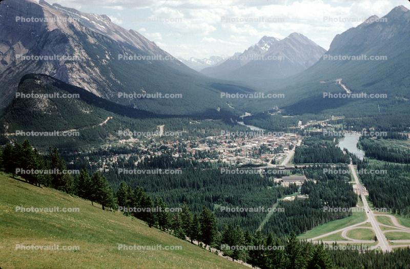 Bow River, valley, road, highway, Banff