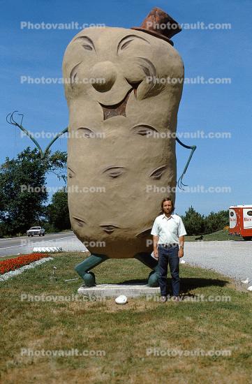 Harvey's Big Potato Man, Giant Spud, Statue, Icon, Fredricton