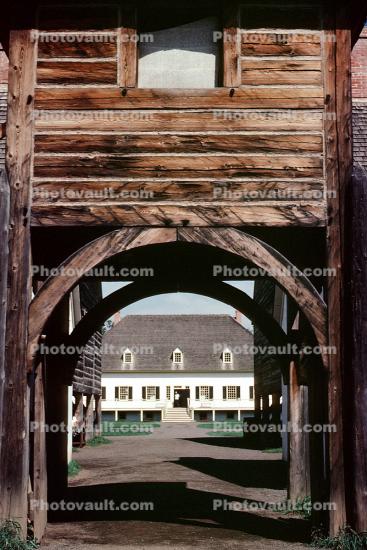 Arch, Driveway, Entrance, Old Fort William, August 1983