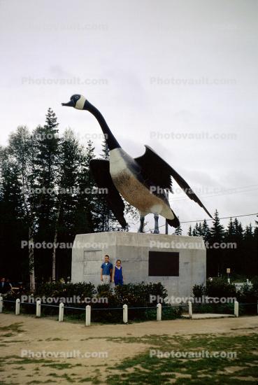 Canadian Goose Monument, Giant Statue, Children