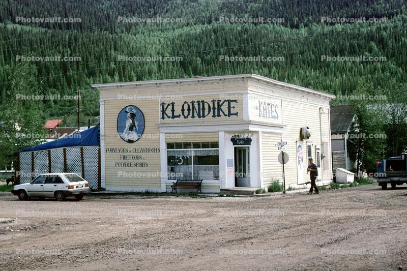 Klondike Kates, building, dirt road, Dawson City