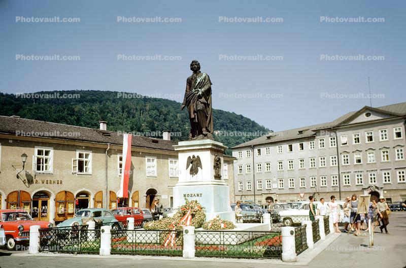 Mozart, Salzburg, statue, statuary, landmark, wreath, buildings