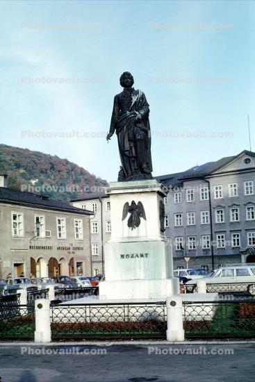 Mozart, statue, statuary, art, artform, Salzburg