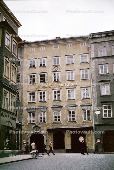 Hagenauer House, Mozarts Birthplace, Baroque townhouse, Gerburtshaus, building, residence, Salzburg
