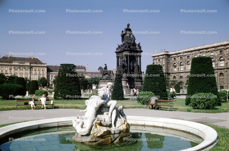 Water Fountain, aquatics, Maria Theresa Monument, Castle, royalty, walkway, path, building, Sch?nbrunn Palace, Vienna, landmark