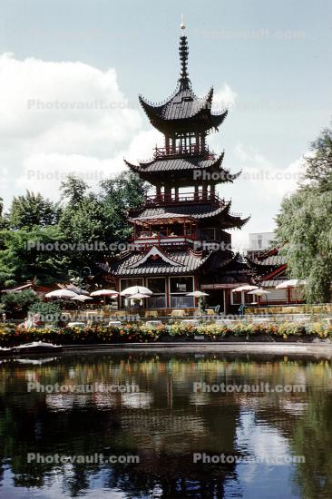  Pagoda, pond, lake, reflection