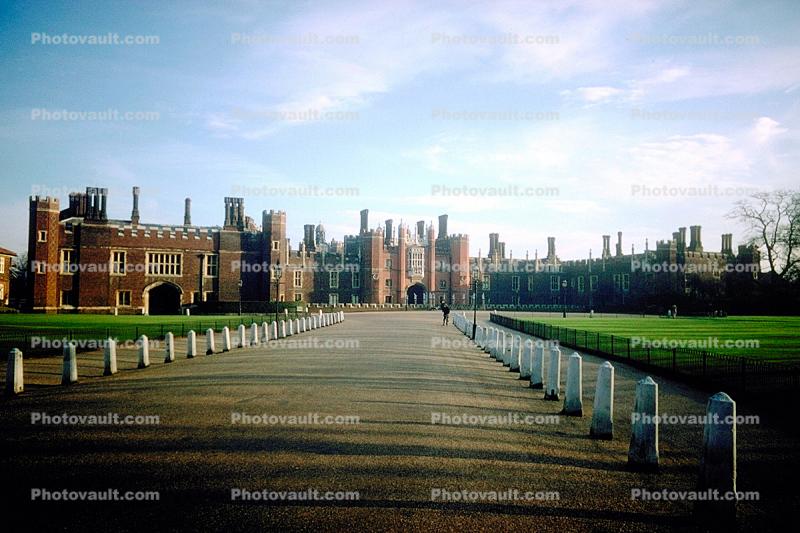 Hampton Court Palace, Richmond upon Thames, Middlesex County, England, landmark, 1950s
