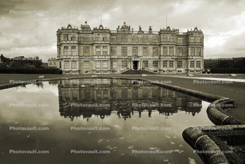 Longleat House, Home, Mansion, Palace, pond, lake, reflection, building