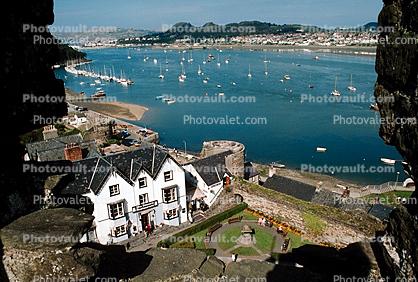 Home, House, Bay, Harbor, boats, castle, North Wales