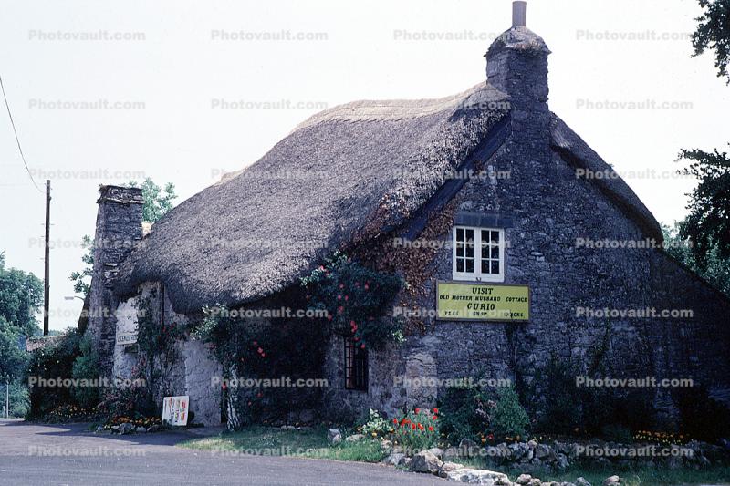 Old Mother Hubbard Cottage, Historic Building, town of Yealmpton, county of Devon, England