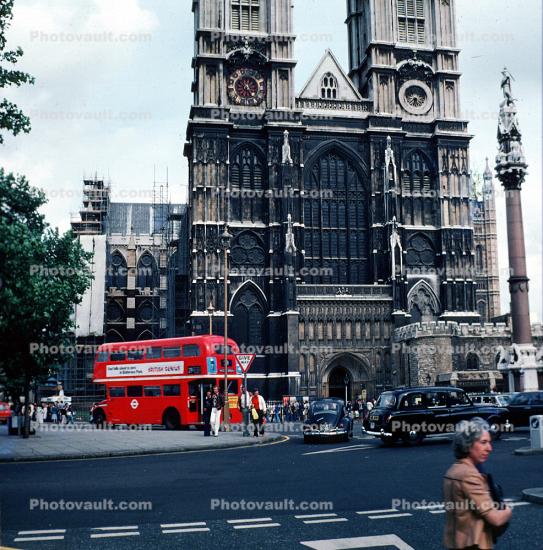 Cars, Doubledecker Bus, Church, Cathedral, building, roundabout, 1950s