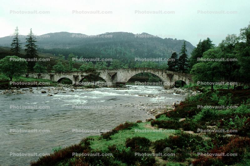 Bridge, River, Stone Arch, Forest, Forest, Balmoral Castle, Aberdeenshire, Scotland