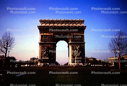 Arc de Triomphe, 1950s