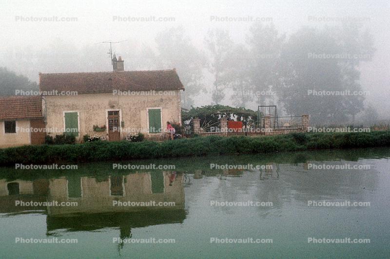 canal, walking, reflection, water, fog