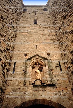 Statue, Fortress of Carcassonne, Cite de Carcassonne, keystone, stone wall, statue