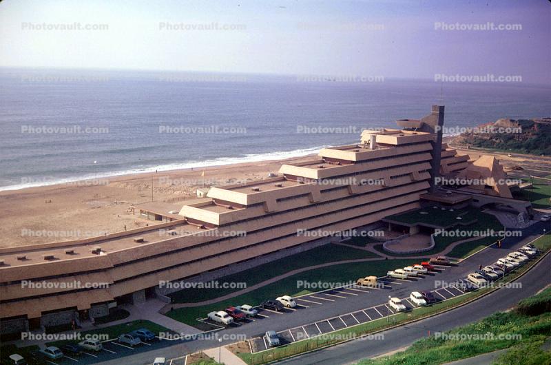 Hotel, Parking, Atlantic Ocean, Cars, July 1971, 1970s