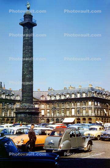 Monument, Place Vendome, Napoleon-I, 1806, Hardowin Mansart, Citroen 2CV, Cars, automobile, vehicles, May 1959, 1950s