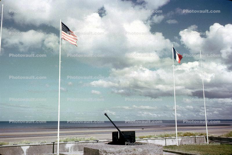 Gun Emplacement, Beach, Normandy, D-Day memorial, WWII