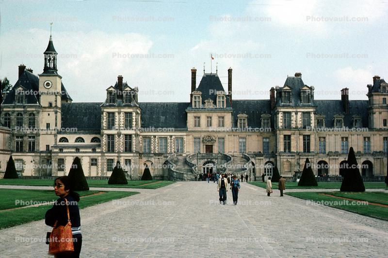 Chateau, September 1971