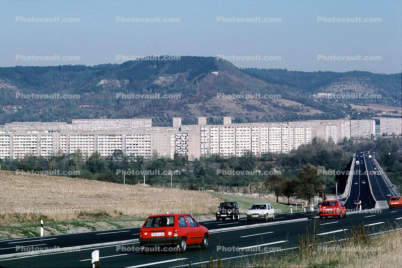 apartment buildings, highway, cars, mountain, Jena