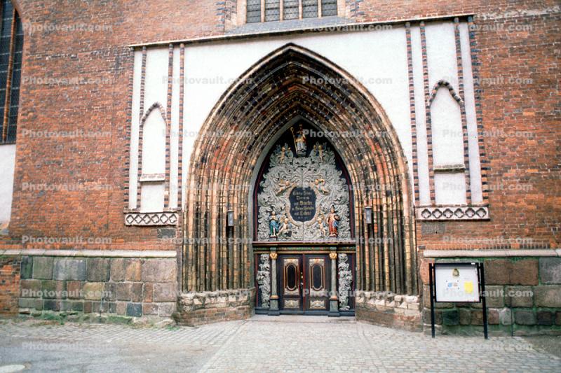 Church Entrance, Door, Doorway, Wall, Building, Mecklenburg-Vorpommern, Stralsund