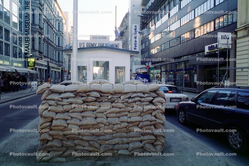 Checkpoint Charlie, Berlin, Sandbags, US Army, Guardhouse, buildings, landmark