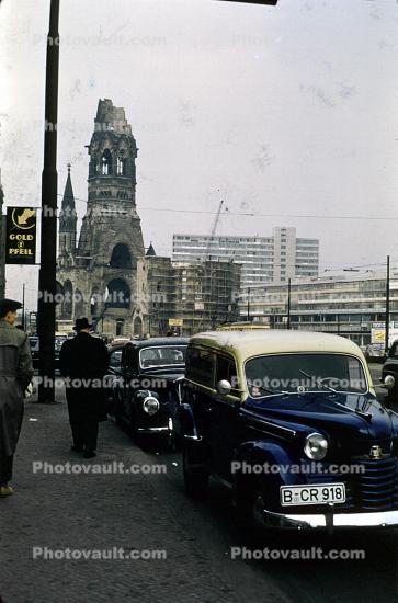 Kaiser Wilhelm Ged?chtniskirche, Memorial Church, Ruins, Berlin, landmark, 1950s