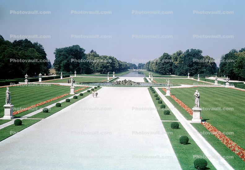 Path, walkway, garden, trees, statues, Nymphenburg Castle, Schlo? Nymphenberg, Munich, landmark