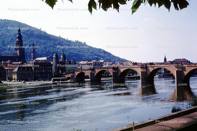 Karl Theodor Bridge, Alte Br?cke, Neckar River, mountains, August 1959