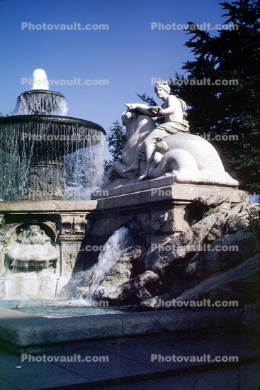 Munich Water Fountain, aquatics, statue, September 1969, 1960s
