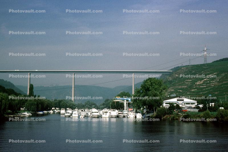 Bridge over the Mosel, Mosel River