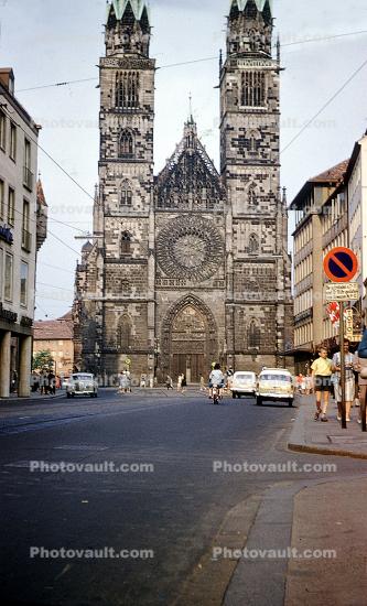 Church, The Cathedral of Saint Lorenz, (Saint Lawrence), medieval church, Street, Sidewalk, Nurnberg, Evangelical Lutheran Church in Bavaria