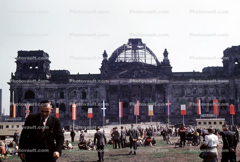 Reichstag Ruins, WWII, War Damage, Palace, Government Building, Bundestag, German national Parliament, Landmark, Berlin,, 1952, 1950s