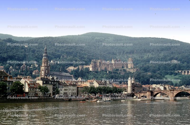 Heidelberg, River Nekar, skyline