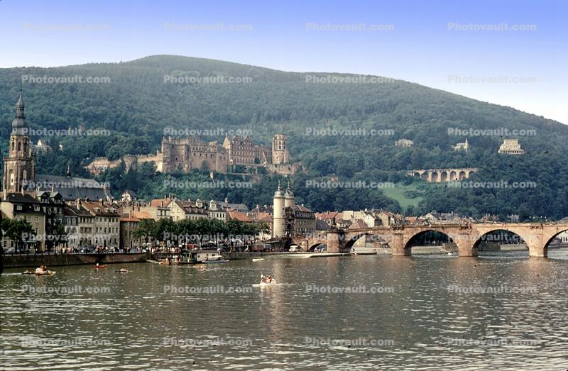 Heidelberg Castle, Karl Theodor Bridge, Alte Br?cke, Neckar River, Schloss, mountains