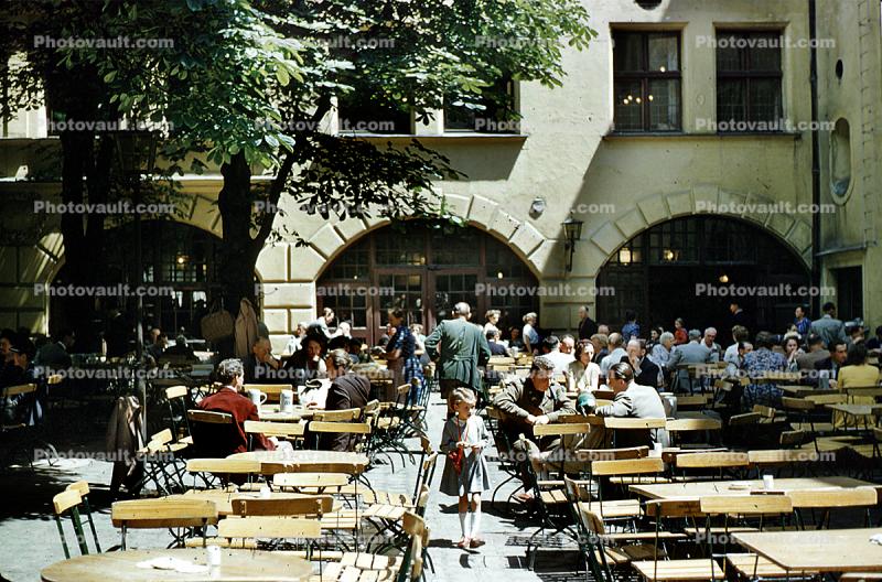 Biergarten, beer garden, Munich, tables, patrons, beergarden