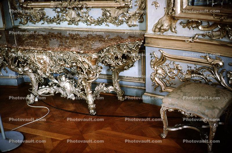 Parquet Floor, gilded furniture, Nymphenburg Castle, Schlo? Nymphenberg, Munich, June 1979