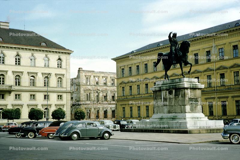 Statue, Monument, Landmark, Parked Cars, Bamberg, April 12 1957, 1950s