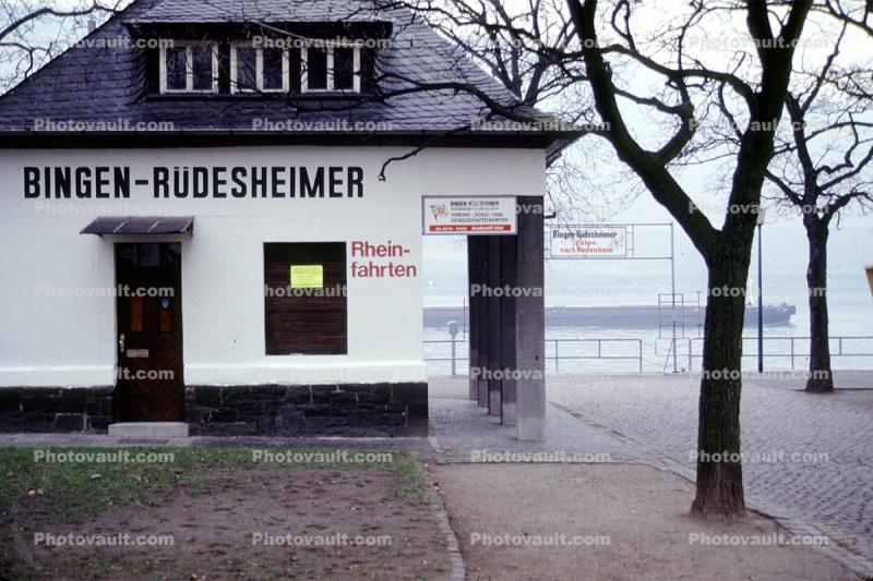 Bingen-Rudesheimer, (Rhein), Rhine River