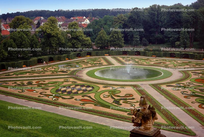 Blooming Baroque gardens, Water Fountain, Ludwigsburg Palace