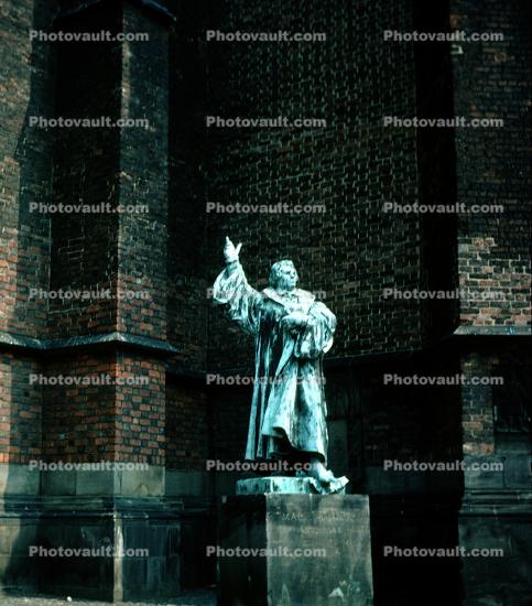 Statue, Sculpture, Building, Hannover, Lower Saxony (Niedersachsen)