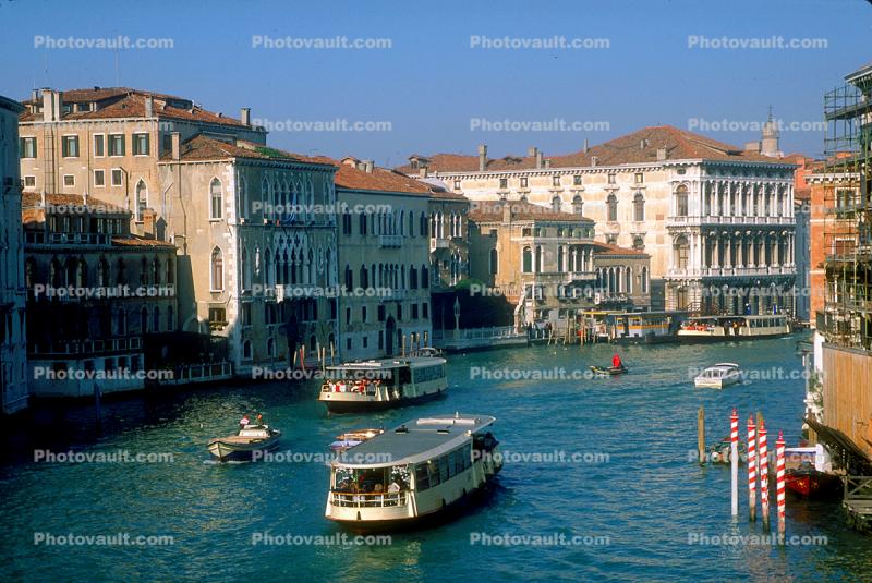 Excursion Boats in Grand Canal