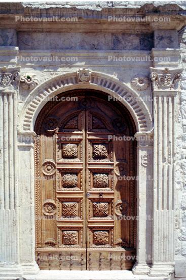 Wooden Door, doorway, entryway, archr Mary, Assisi, Perugia, Umbria