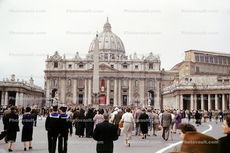 Saint Peter's Basilica, San Pietro in Vaticano, The Obelisk, Saint Peter's Square