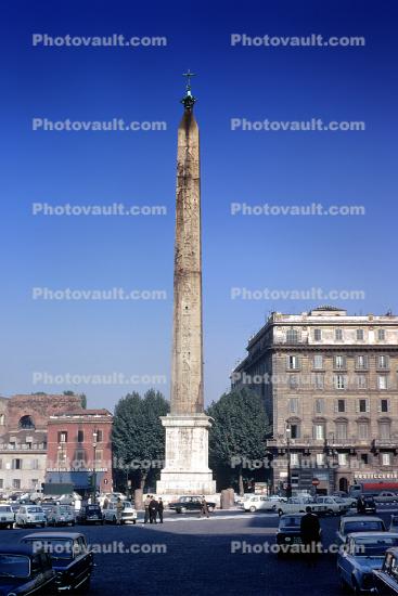 Obelisk, Monument