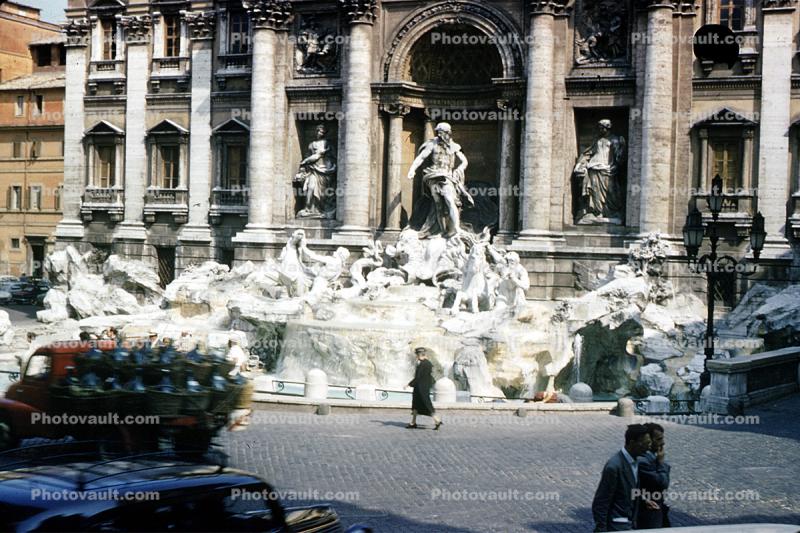 Trevi Fountain, Fontana di Trevi, Palazzo Poli, Palace, June 1961, 1960s