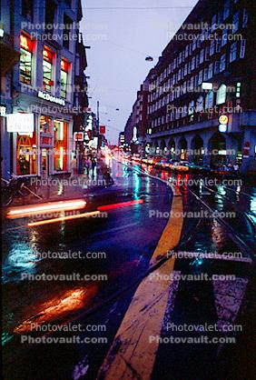 Downtown Amsterdam, Rainy Wet, Amsterdam