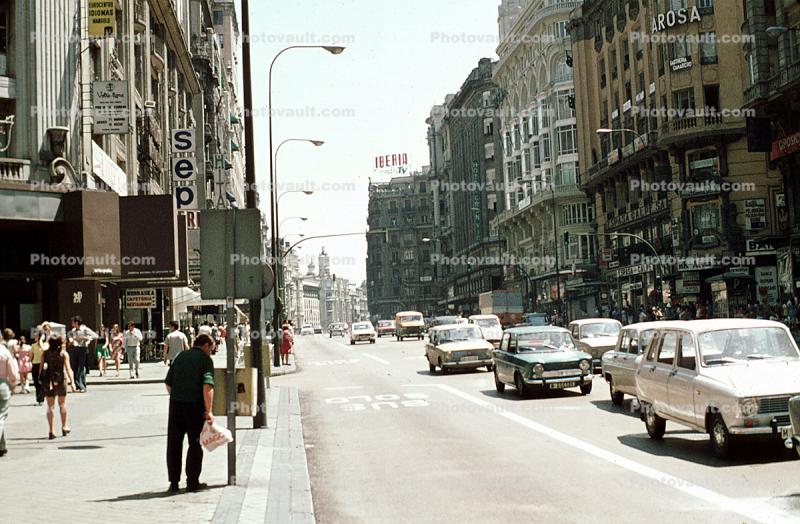 Arosa, Cars, buildings, traffic, July 1974