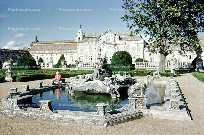 Fountain, water, statue, statuary, Sculpture, Palace, building, woman, pond, Queluz Palace, Palace of Queluz, Ceremonial Fa?ade" of the corps de logis designed by Oliveira, gardens